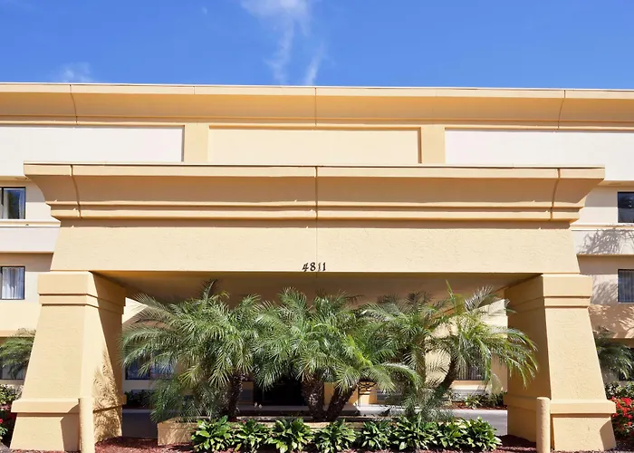 La Quinta By Wyndham Tampa Fairgrounds - Casino