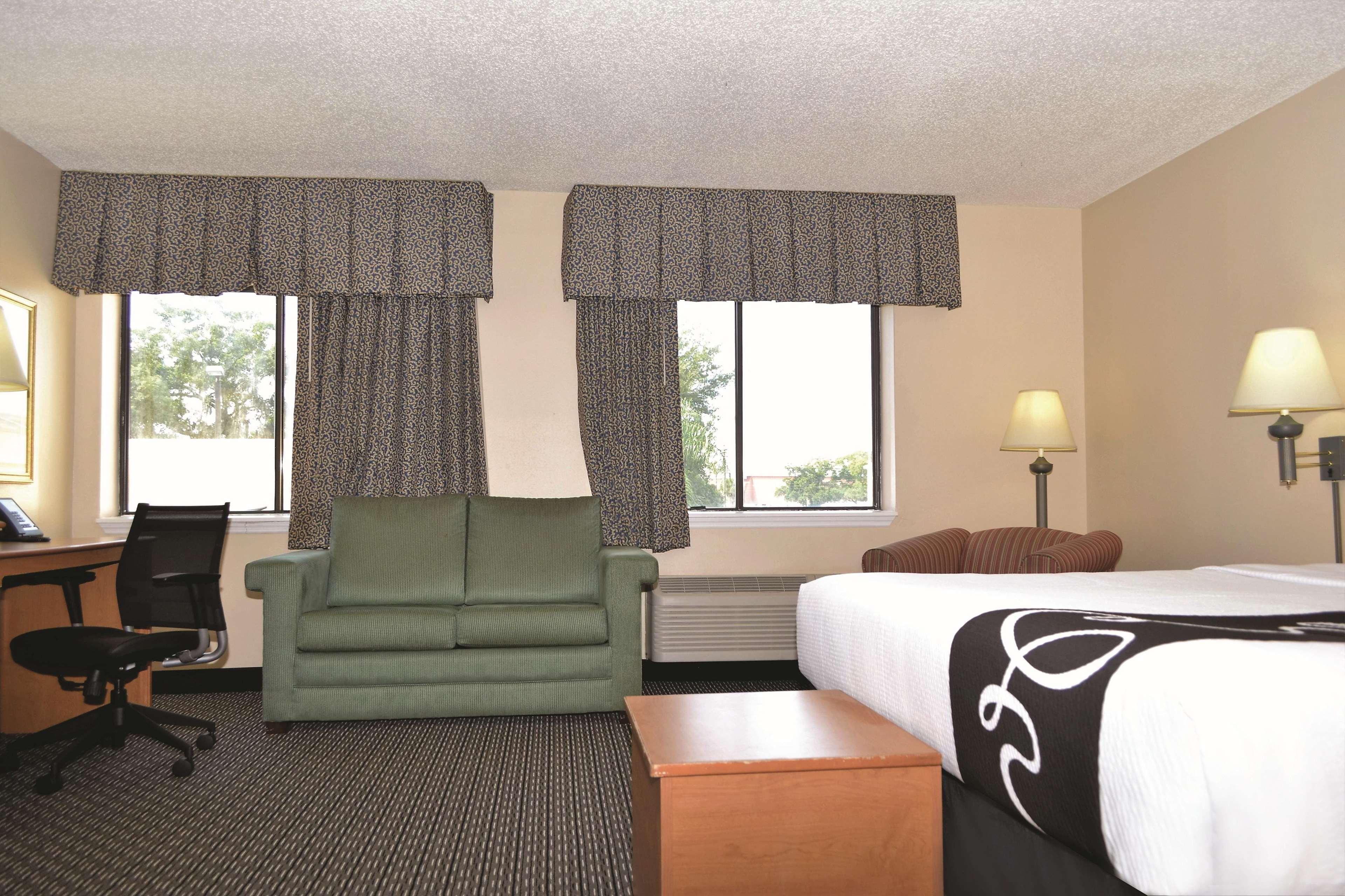La Quinta By Wyndham Tampa Fairgrounds - Casino Hotel