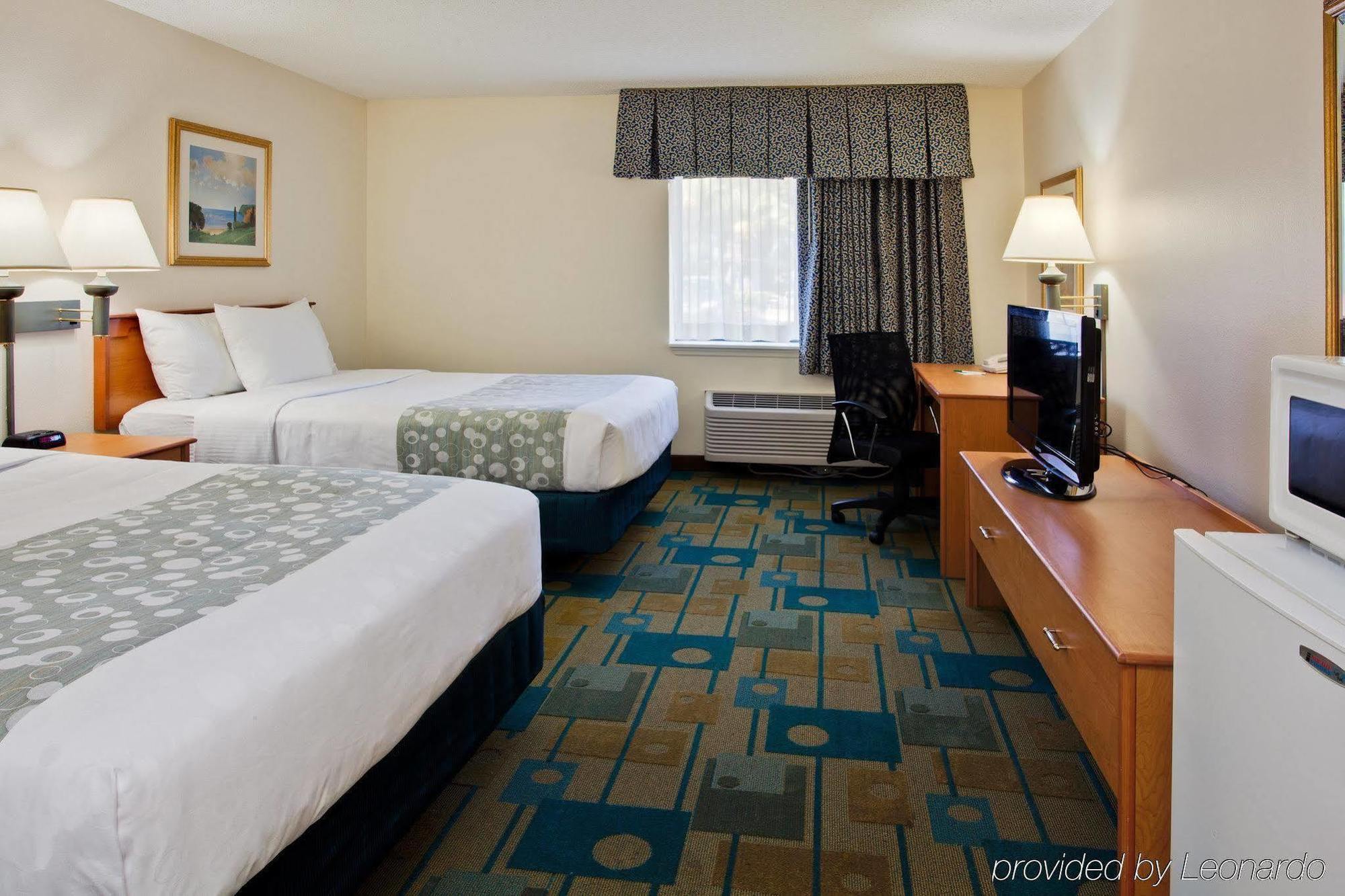 La Quinta By Wyndham Fairgrounds - Casino 3*