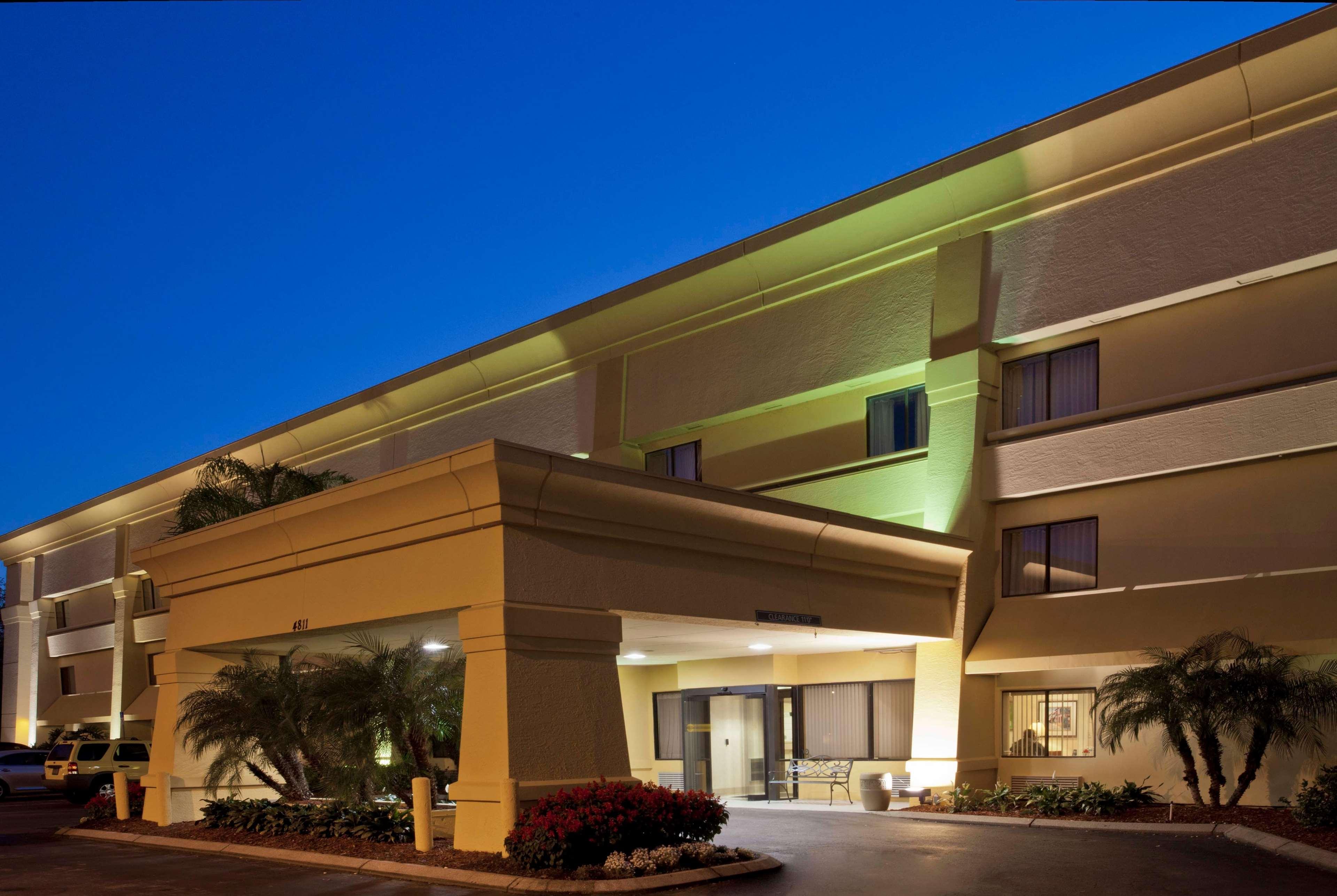 Hotel La Quinta By Wyndham Tampa Fairgrounds - Casino 3*